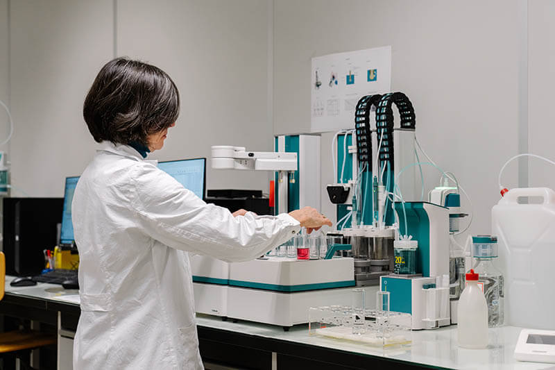 Analisi dell'acqua dell'impianto nel laboratorio Spirotech